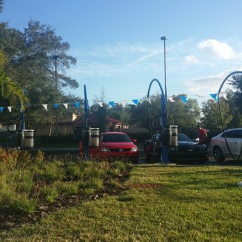 Joe's Express Car Wash - Vacuum area - Car Wash Near Me - Orlando, Florida