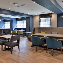 Hampton Inn Cedar Falls Downtown - Breakfast Area