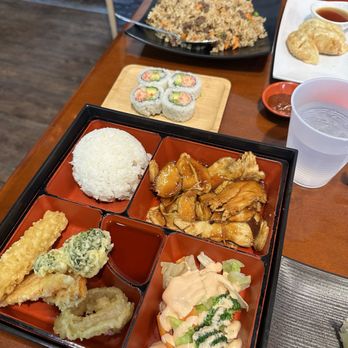 Ohsio Sushi - Chicken Teriyaki Bento Box Beef Fried Rice - Sushi Bars Near Me - Waukegan, Illinois Ohsio Sushi - Chicken Teriyaki Bento Box Beef Fried Rice - Sushi Bars Near Me - Waukegan, Illinois