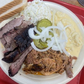 Lum's - Barbeque Near Me - Junction, Texas