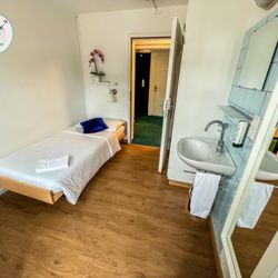 Saint Georges Hotel - Small Room