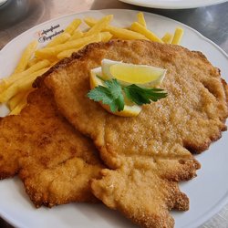 Kolpinghaus St. Erhard - Schnitzel