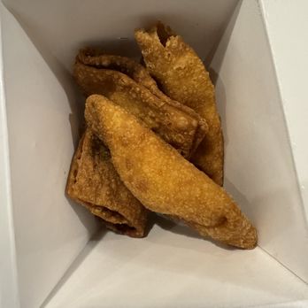MingHin Cuisine - Crab Rangoon (4) - Dim Sum Near Me - Chicago, Illinois MingHin Cuisine - Crab Rangoon (4) - Dim Sum Near Me - Chicago, Illinois
