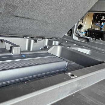 Lee's Stereo - Car Stereo Installation Near Me - Visalia, California