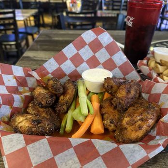 The Draft - 10 piece 10 piece - Chicken Wings Near Me - Oceanside, California