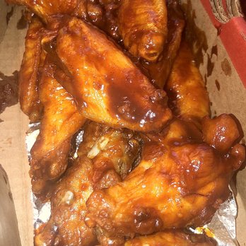 Barro's Pizza - Honey BBQ wings. Yum! - Pizza Near Me - Anthem, Arizona Barro's Pizza - Honey BBQ wings. Yum! - Pizza Near Me - Anthem, Arizona