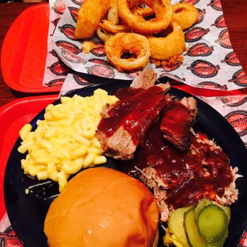 Full Moon BBQ - Combo plate - Barbeque Near Me - Birmingham, Alabama
