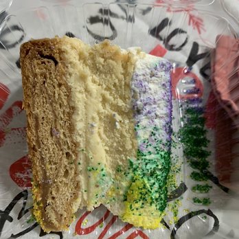Les Amis Bake Shoppe - Finally got to try the King Cake Cheesecake from Les Amis, and all I can say is WOW. All 3 layers eaten in the same bite is perfection! - Desserts Near Me - Baton Rouge, Louisiana