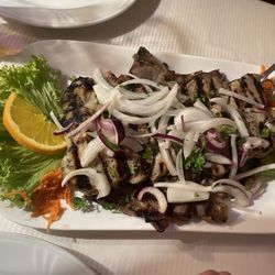 Akropolis - Deutsches Haus - Olympia-Platte für zwei Personen (Gyros, Suzukia, Lammkoteletts, Souflaki vom Schweinefilet) dazu Pommes oder Tomatenreis und Tzaziki