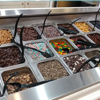 Yodelight Woodbridge - Fresh condiments - Ice Cream & Frozen Yogurt Near Me - Woodbridge, New Jersey