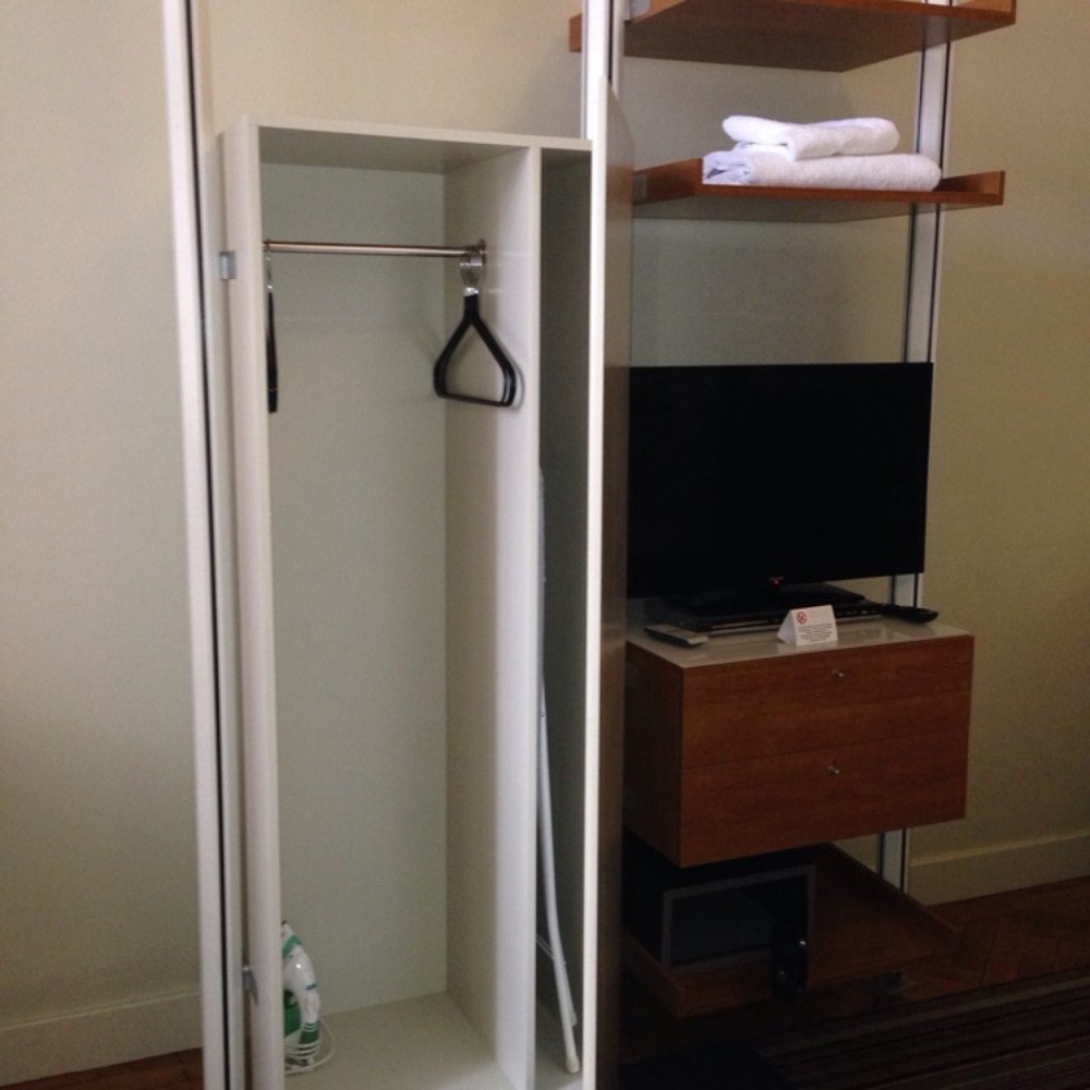ABode Manchester - Weird wardrobe - Hotels Near Me - Manchester, XGM