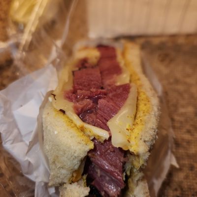Katz’s Deli by null