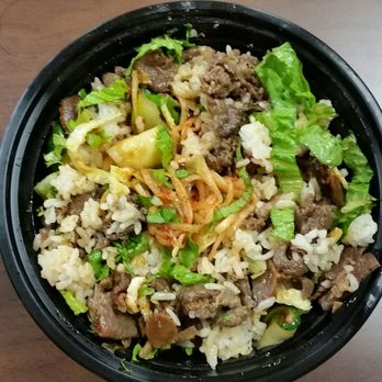 Seoul Kimbap - Bibimbap after mixing, with some kochujang sauce - Korean Near Me - Honolulu, Hawaii