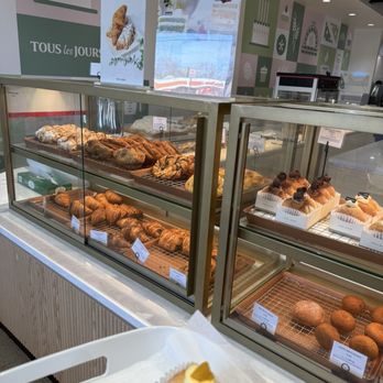 Tous Les Jours - Mango donut - Coffee & Tea Near Me - Catonsville, Maryland Tous Les Jours - Mango donut - Coffee & Tea Near Me - Catonsville, Maryland