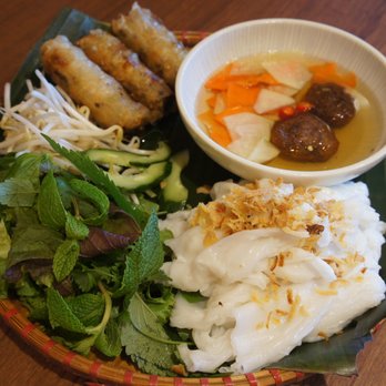 Hanoi Old Quarter Restaurant - Banh cuon roi cha thi nuong, nem ran ($15.00) - Vietnamese Near Me - Vancouver, British Columbia