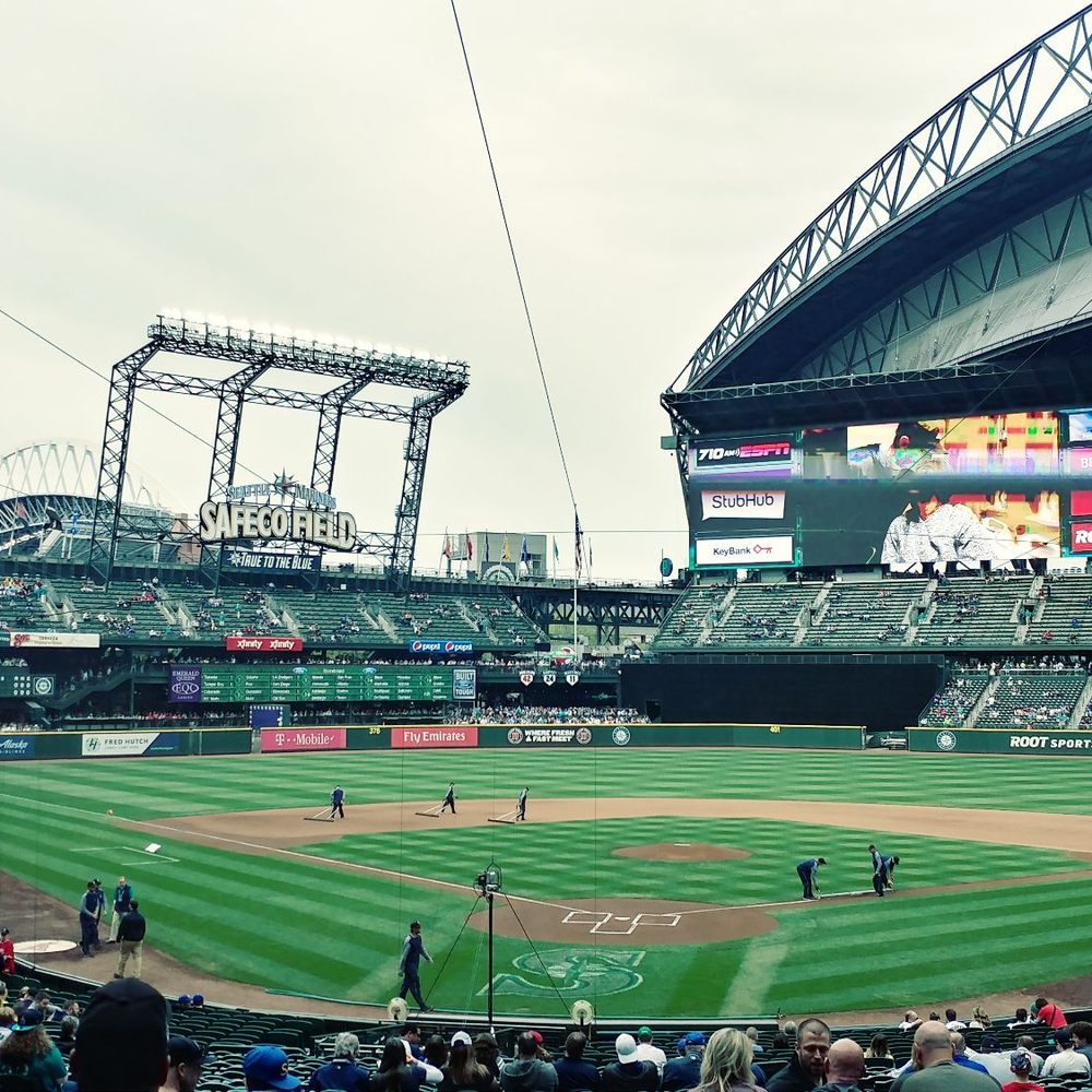 T-Mobile Park - Roof open. Beautiful evening for baseball. - Stadiums & Arenas Near Me - Seattle, Washington T-Mobile Park - Roof open. Beautiful evening for baseball. - Stadiums & Arenas Near Me - Seattle, Washington