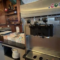 Hokkaido Seafood Buffet - Ice cream machine