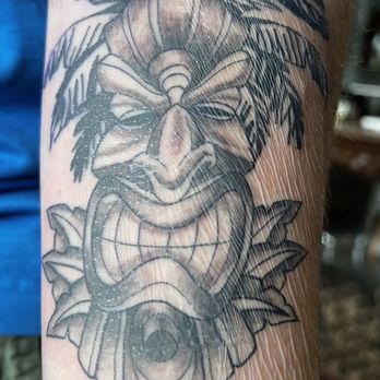 Vagabond Tattoo - Tik - Tattoo Near Me - Kihei, Hawaii Vagabond Tattoo - Tik - Tattoo Near Me - Kihei, Hawaii