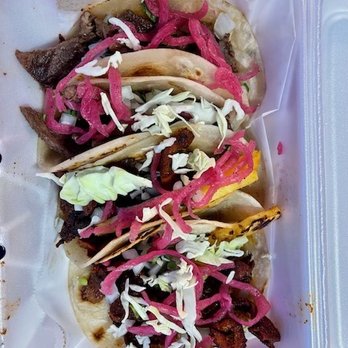 Comiendo Con Memo - Food Trucks Near Me - Laveen, Arizona