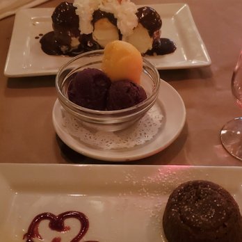 Encore Bistro Francais - Profiteroles, blueberry and mango sorbets, molleux chocolat - French Near Me - Larchmont, New York