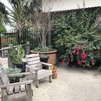 Pharm Table - Patio - Cocktail Bars Near Me - San Antonio, Texas