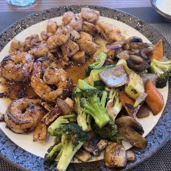 Harmony Steakhouse - Hibachi Chicken and Shrimp Combo - Teppanyaki Near Me - Whitestown, Indiana Harmony Steakhouse - Hibachi Chicken and Shrimp Combo - Teppanyaki Near Me - Whitestown, Indiana