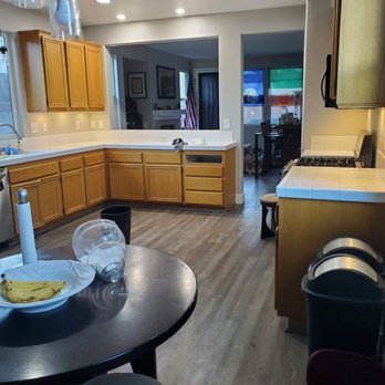 Tonaya's Custom Cabinets - Old nasty builder grade cabinets and counters. - Countertop Installation Near Me - San Bernardino, California Tonaya's Custom Cabinets - Old nasty builder grade cabinets and counters. - Countertop Installation Near Me - San Bernardino, California