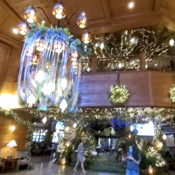 The Manor Hotel - Front entrance - Hotels Near Me - Baguio City, BEN