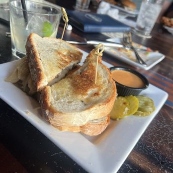 BRU Burger Bar - Carmel - Patty Melt* - Burgers Near Me - Carmel, Indiana BRU Burger Bar - Carmel - Patty Melt* - Burgers Near Me - Carmel, Indiana