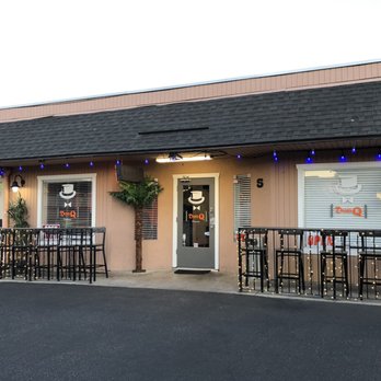 Mr. Q Restaurant - Unassuming outside of the restaurant - Latin American Near Me - Atascadero, California