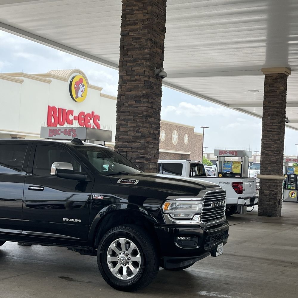 Buc-ee's - Gas pumps - Gas Stations Near Me - Temple, Texas