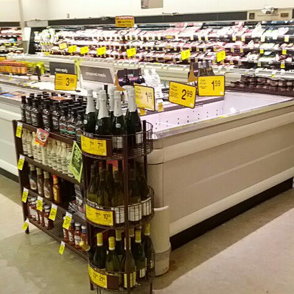 Safeway - a grocery store with a variety of products - Grocery Near Me - Helena, Montana Safeway - a grocery store with a variety of products - Grocery Near Me - Helena, Montana