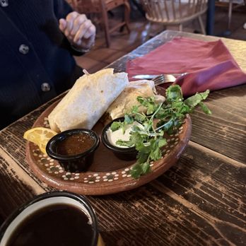 La Cheve Bakery and Brews - Burrito de Chorizo - Breakfast & Brunch Near Me - Napa, California