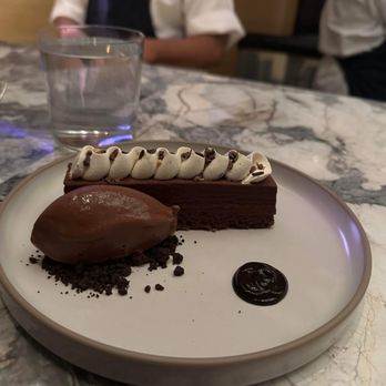 Marilena Cafe & Raw Bar - Chocolate cake - Sushi Bars Near Me - Victoria, British Columbia Marilena Cafe & Raw Bar - Chocolate cake - Sushi Bars Near Me - Victoria, British Columbia