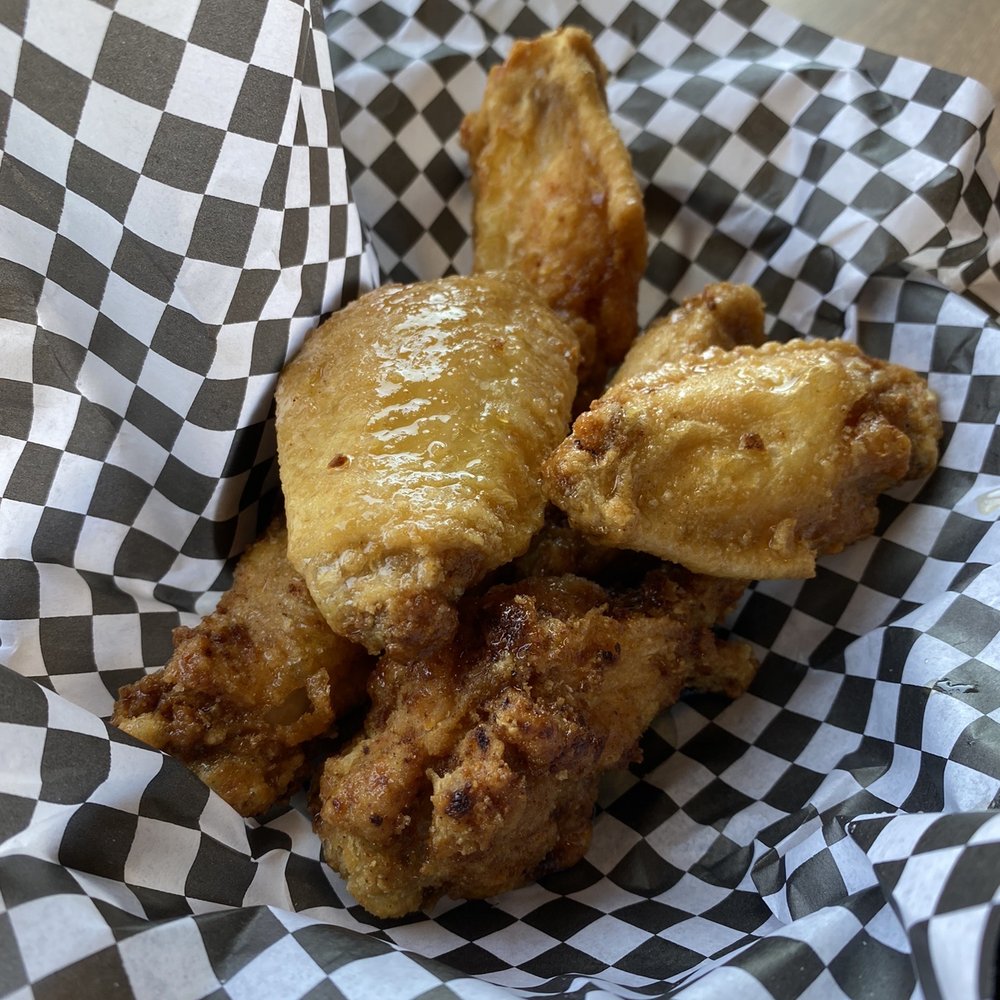 Via Della Slice Shop - Hot honey wings - Pizza Near Me - Phoenix, Arizona Via Della Slice Shop - Hot honey wings - Pizza Near Me - Phoenix, Arizona