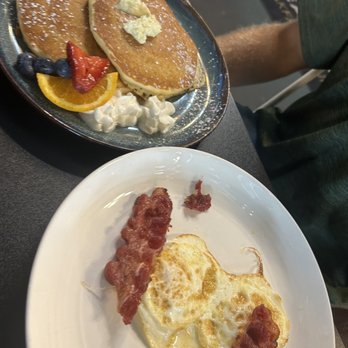Bread & Butter - The two 2 of a Kind - Breakfast & Brunch Near Me - Crowley, Texas
