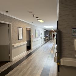 Valley View Post Acute - Nice and clean facility, my grandmother loves this place!