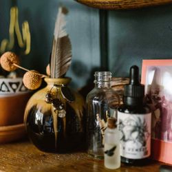 Psychic Ema - voodoo magic spells