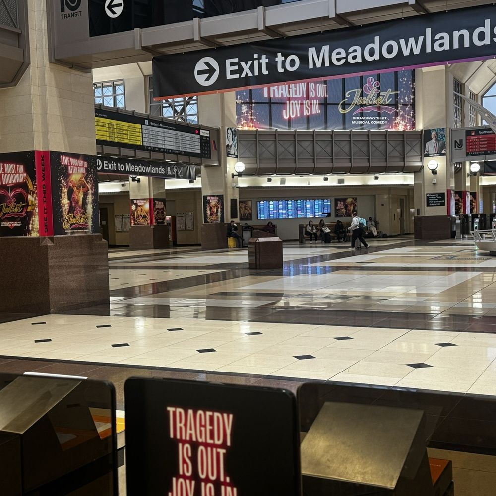 Secaucus Transfer Station - Train Stations Near Me