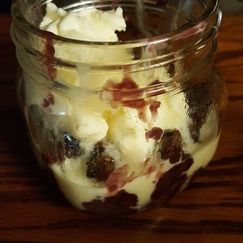 Limestone Grille - Homemade blueberry cobbler right out the oven topped with ice cream was the perfect ending to a great meal. - American Near Me - Mt Vernon, Kentucky