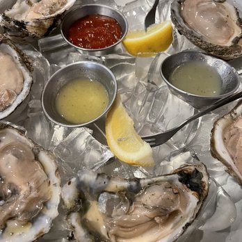 Blackwall Hitch - Rehoboth Beach - Oysters - New American Near Me - Rehoboth Beach, Delaware