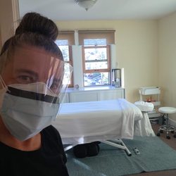 Melt Massage - Airy, with natural light.