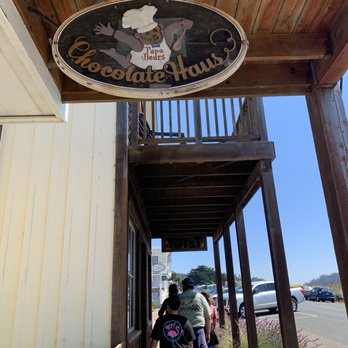 Papa Bear's Chocolate Haus - Sweet location, sweet tooth, sweets. - Candy Stores Near Me - Mendocino, California Papa Bear's Chocolate Haus - Sweet location, sweet tooth, sweets. - Candy Stores Near Me - Mendocino, California