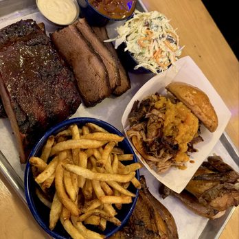 Bluebird Barbecue - Pulled Pork Hoagie, Pork Spare Ribs, Smoked Chicken, Beef Brisket, Baked Beans & Cole Slaw - Barbeque Near Me - Burlington, Vermont Bluebird Barbecue - Pulled Pork Hoagie, Pork Spare Ribs, Smoked Chicken, Beef Brisket, Baked Beans & Cole Slaw - Barbeque Near Me - Burlington, Vermont