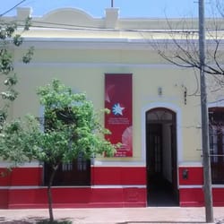 Centro Privado Argentino Cubano de Rehabilitación - Centro Cubano de Rehabilitación. Esta sede funciona como hogar de día, internación y ambulatorio.
