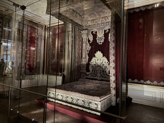 Schönbrunn Palace by null