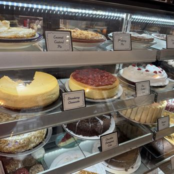 Carnegie Diner & Cafe - Dessert case - Breakfast & Brunch Near Me - New York, New York
