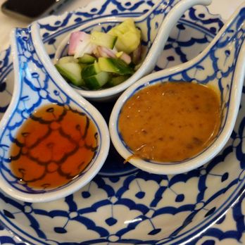 Kin Dee - Thai Near Me - Houston, Texas