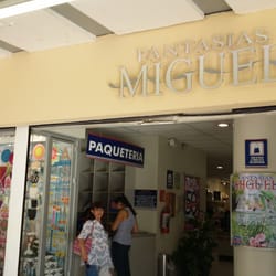Fantasías Miguel - Entrada