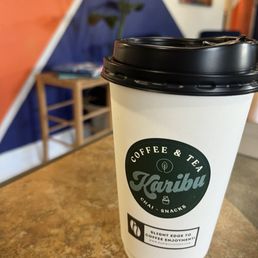 Such a cozy calm place to read and relax. Amazing service and enjoyed my coffee! Definitely recommend stopping by!